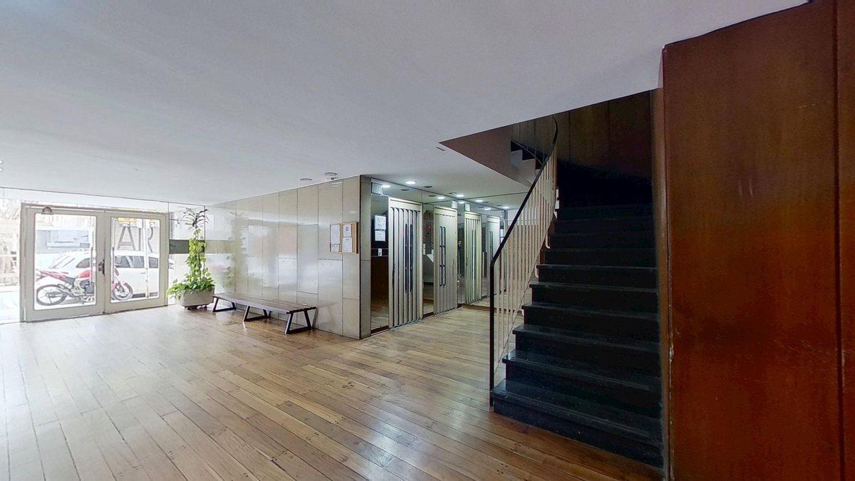Foto de VENTA 2 AMB 8°PISO en MONSERRAT, imagen 4