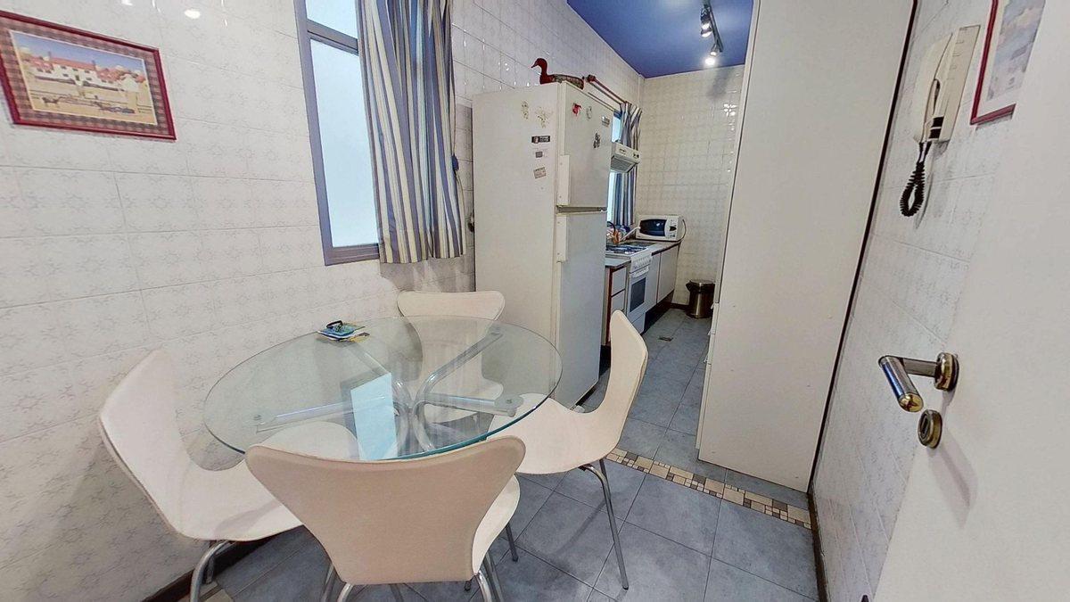 Foto de VENTA 2 AMB 8°PISO en MONSERRAT, imagen 3