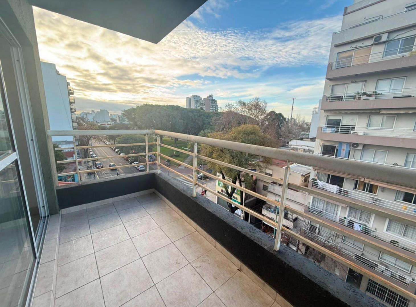 Foto de ALQUILER MONOAMBIENTE Y MEDIO VILLA LURO PISO 5, imagen 2