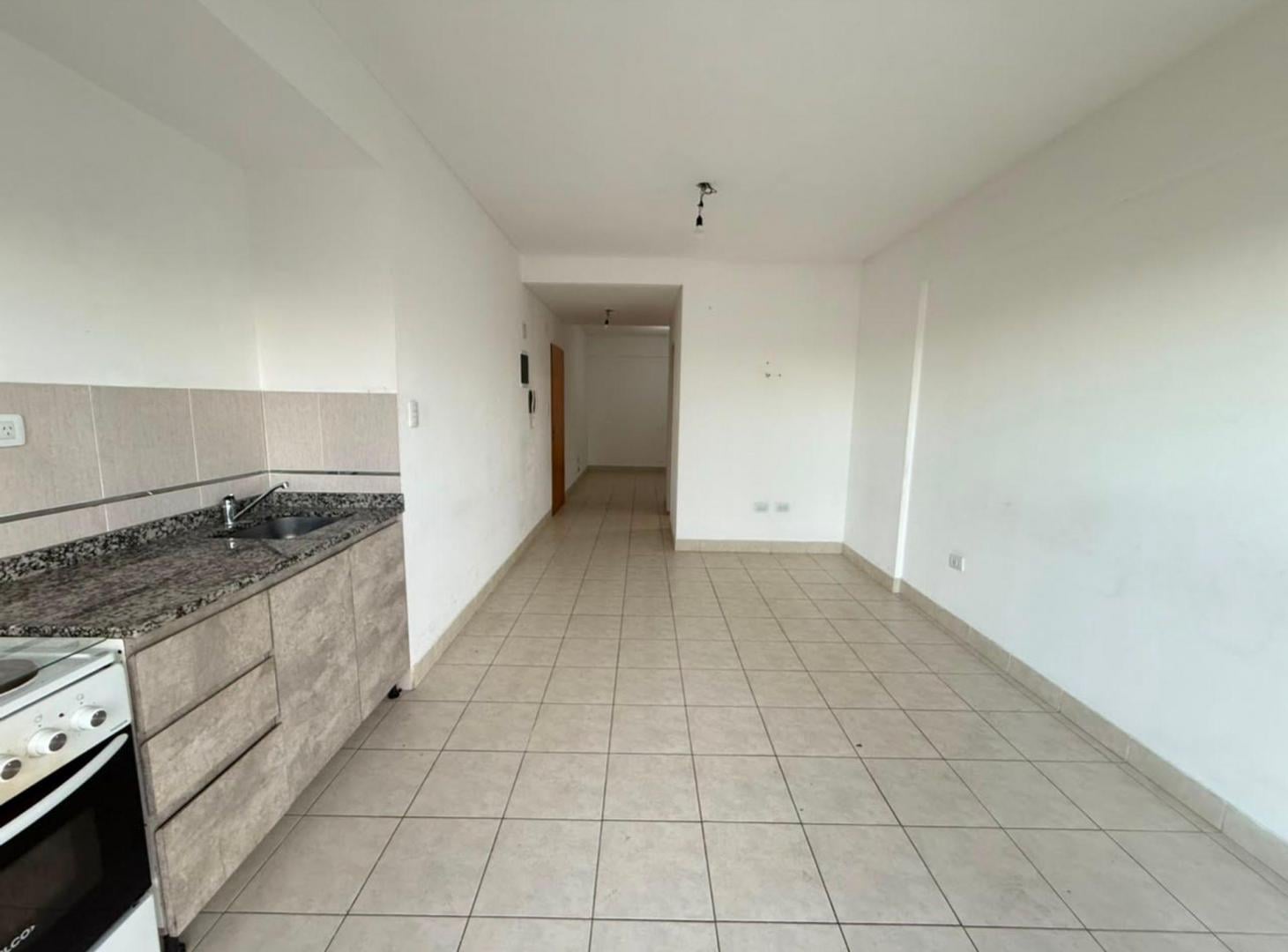 Foto de ALQUILER MONOAMBIENTE Y MEDIO VILLA LURO PISO 5, imagen 5