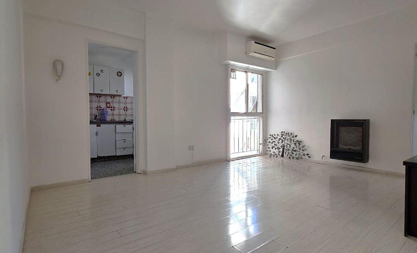 Foto de Venta 3 amb. Piso 11°. Sum/Patio juegos. Almagro, imagen 2