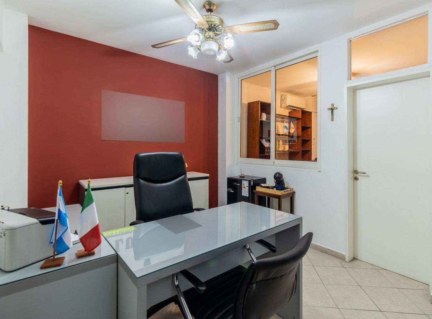 Foto de VENTA DE OFICINA EN ZONA CENTRICA, imagen 3