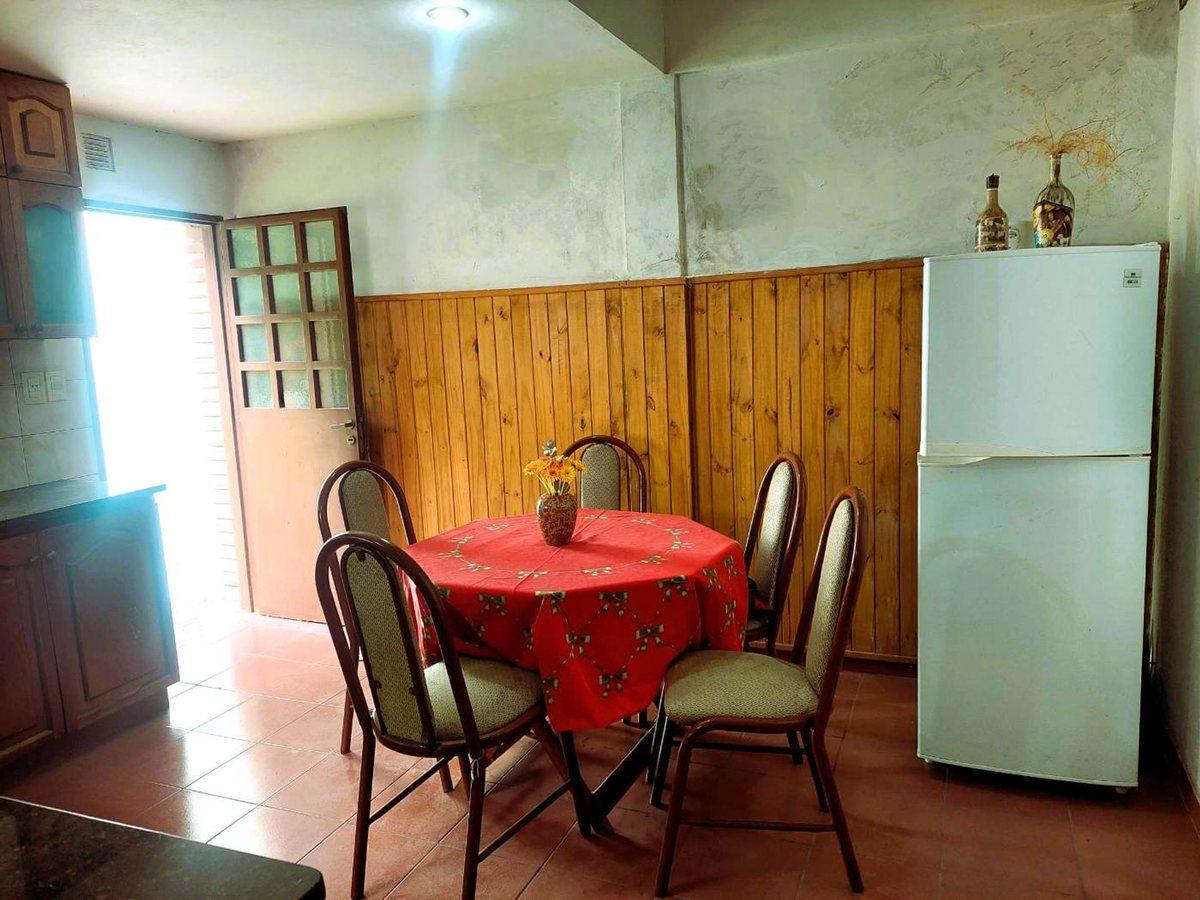 Foto de CASA 5 AMB VENTA SAN MARTIN 2COCH JARDIN AL GOLF, imagen 4