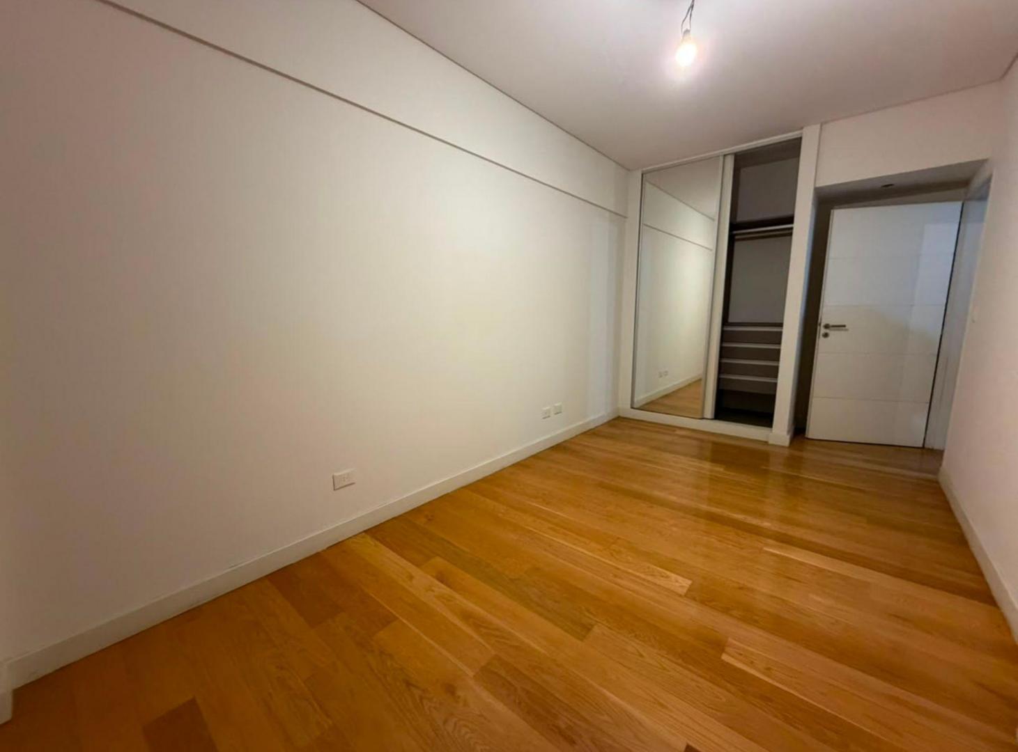 Foto de VENTA 4 AMB C/2 BALCON Y PARRILLA 1 COCH CABALLITO, imagen 1