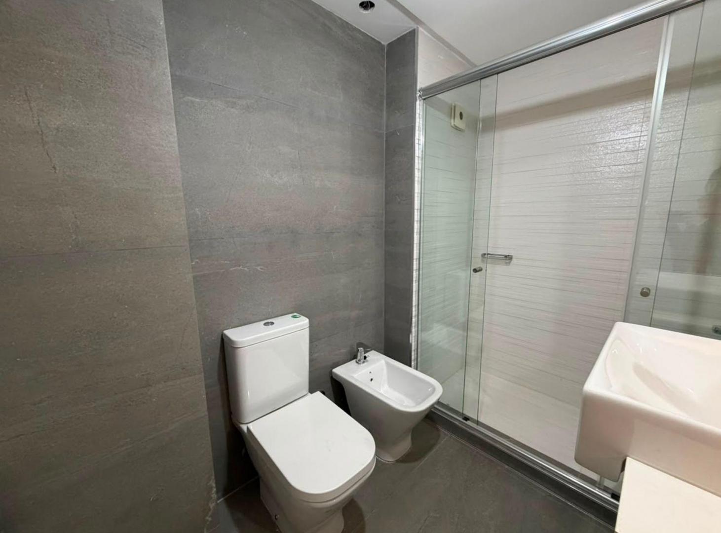 Foto de VENTA 4 AMB C/BALCON Y PARRILLA 2 COCH. CABALLITO, imagen 5
