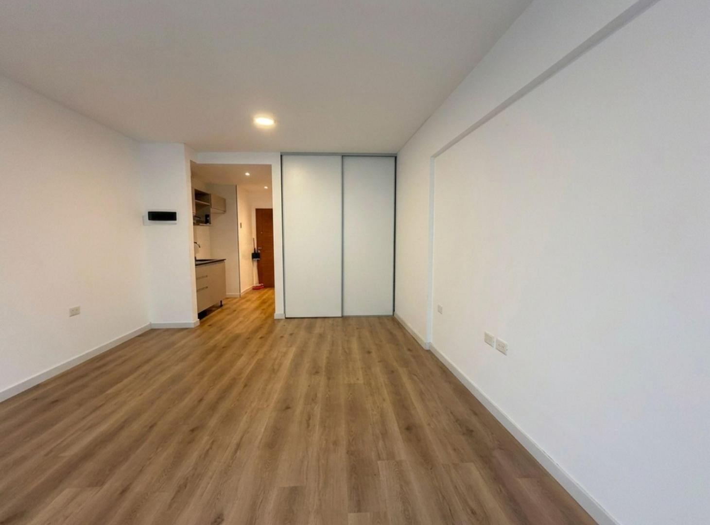 Foto de VENTA MONOAMBIENTE CON BALCÓN EN RECOLETA, imagen 2
