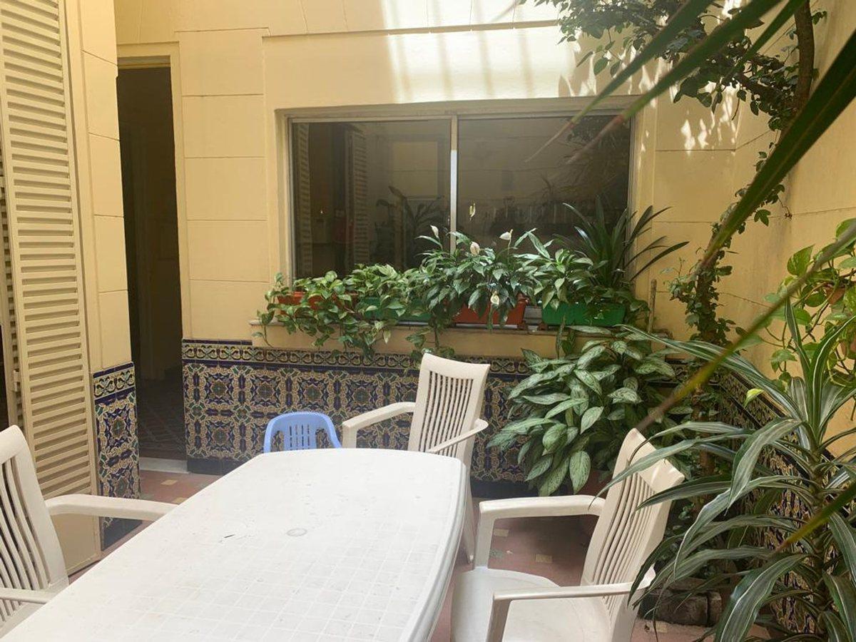 Foto de CASA 7 AMBIENTES -COCHERA-ASCENSOR UNIPERSONAL-, imagen 1