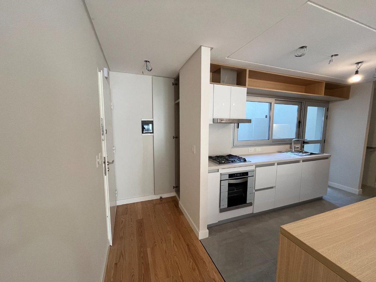Foto de VENTA 2AMB C/BALCON Y PATIO CABALLITO APTO CREDITO, imagen 3
