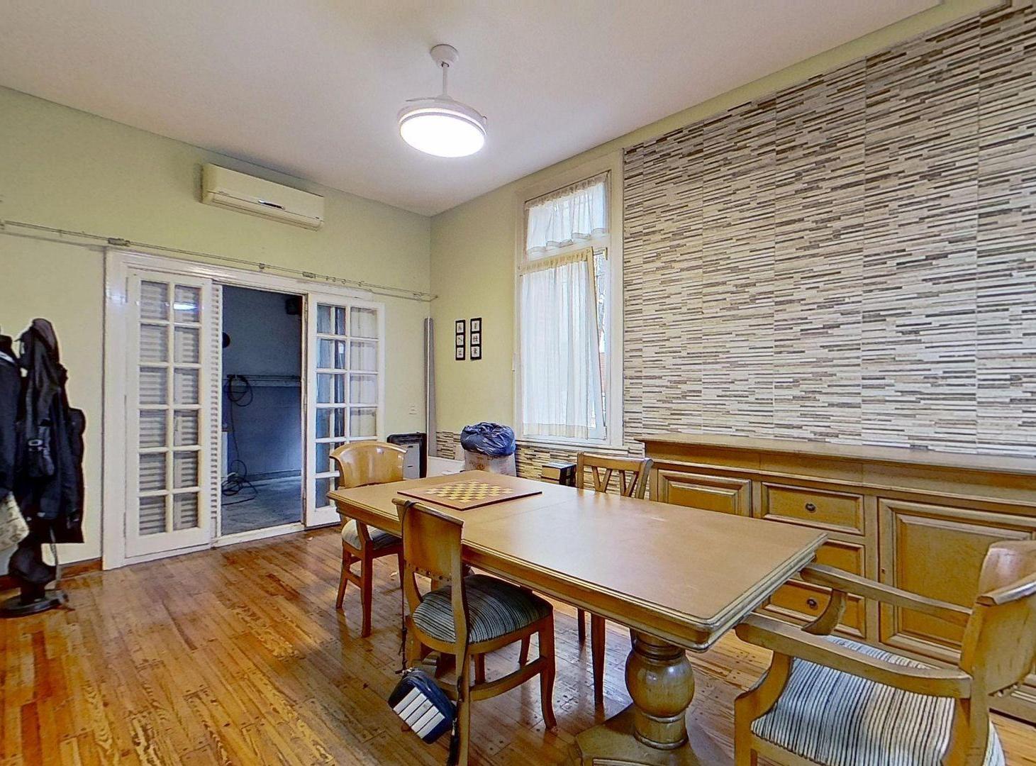 Foto de VENTA CASA 4 AMB COCHERA PATIO EN FLORES LUMINOSA, imagen 2