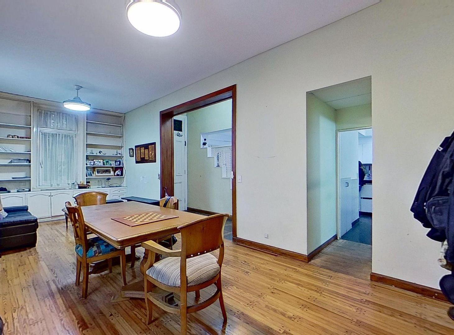 Foto de VENTA CASA 4 AMB COCHERA PATIO EN FLORES LUMINOSA, imagen 4