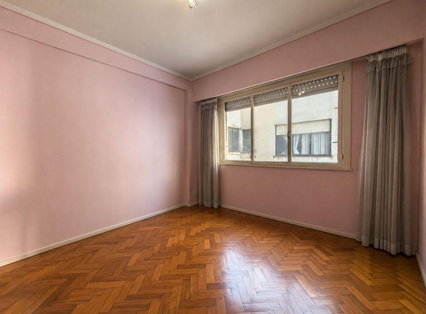 Foto de VENTA DEPTO 3 AMB CON COCHERA MONSERRAT, imagen 3