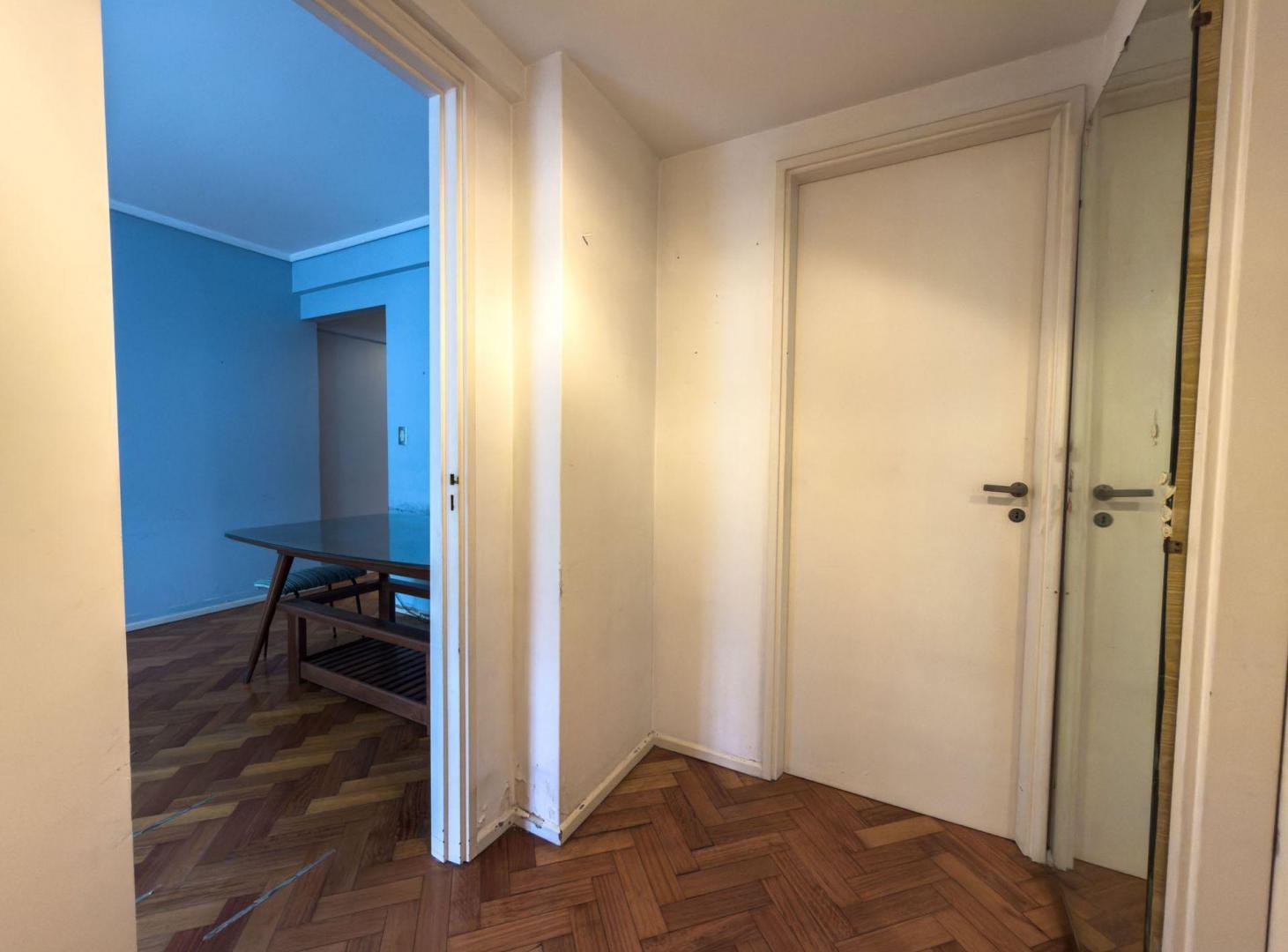 Foto de VENTA DEPTO 3 AMB CON COCHERA MONSERRAT, imagen 4