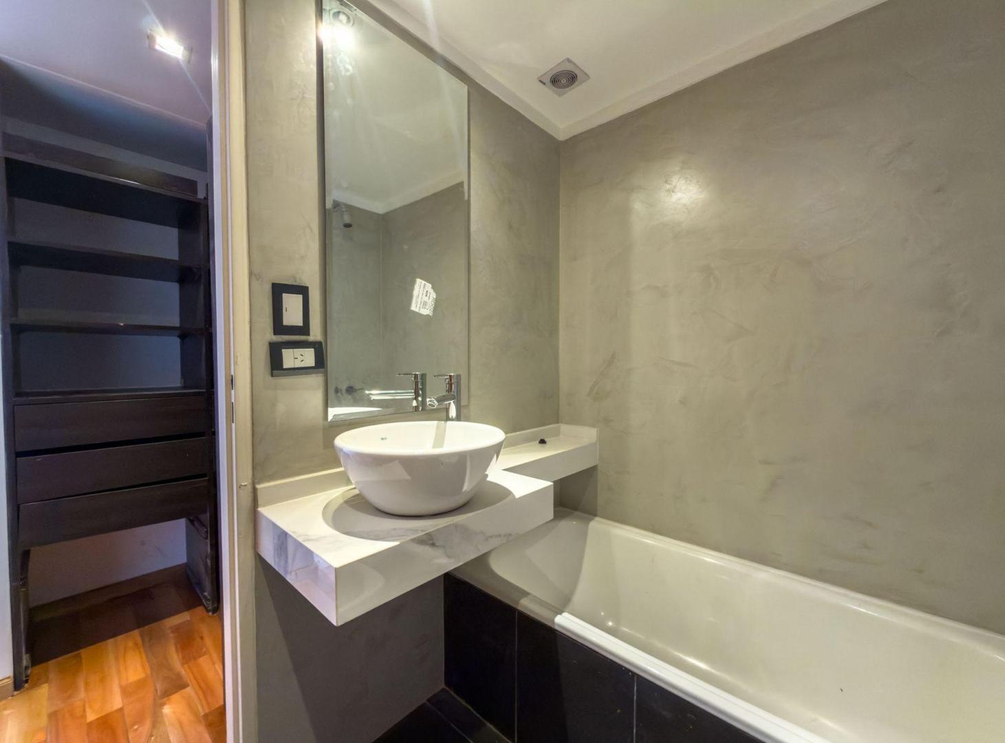 Foto de VENTA DEPTO PISO 4 AMB C/ 2 COCHERAS CABALLITO, imagen 2