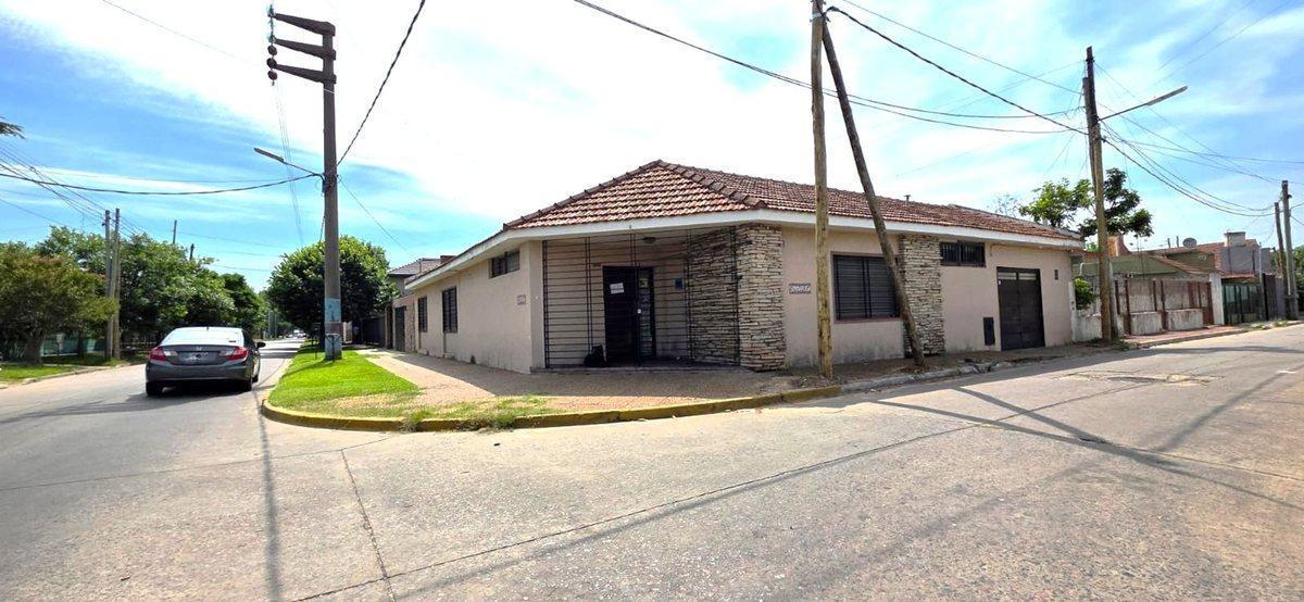 Foto de Casa 5 amb. Piscina/Quincho. Banfield., imagen 5