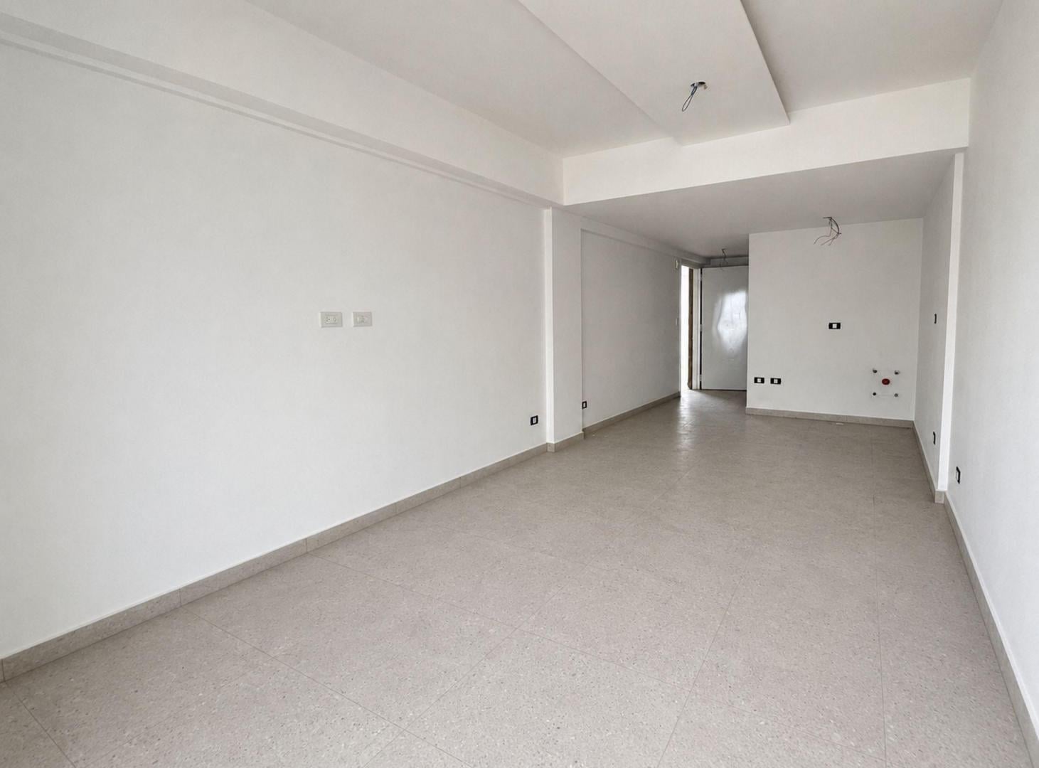 Foto de Monoambiente 4to piso - Balcón con Parrilla!, imagen 2