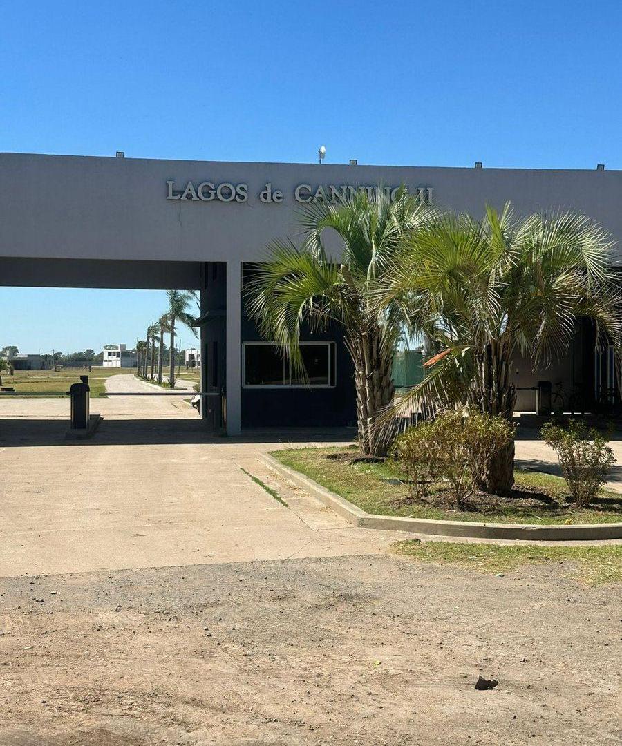 Foto de INVERTI EN LOTE EN LAGOS DE CANING II-620M, imagen 4