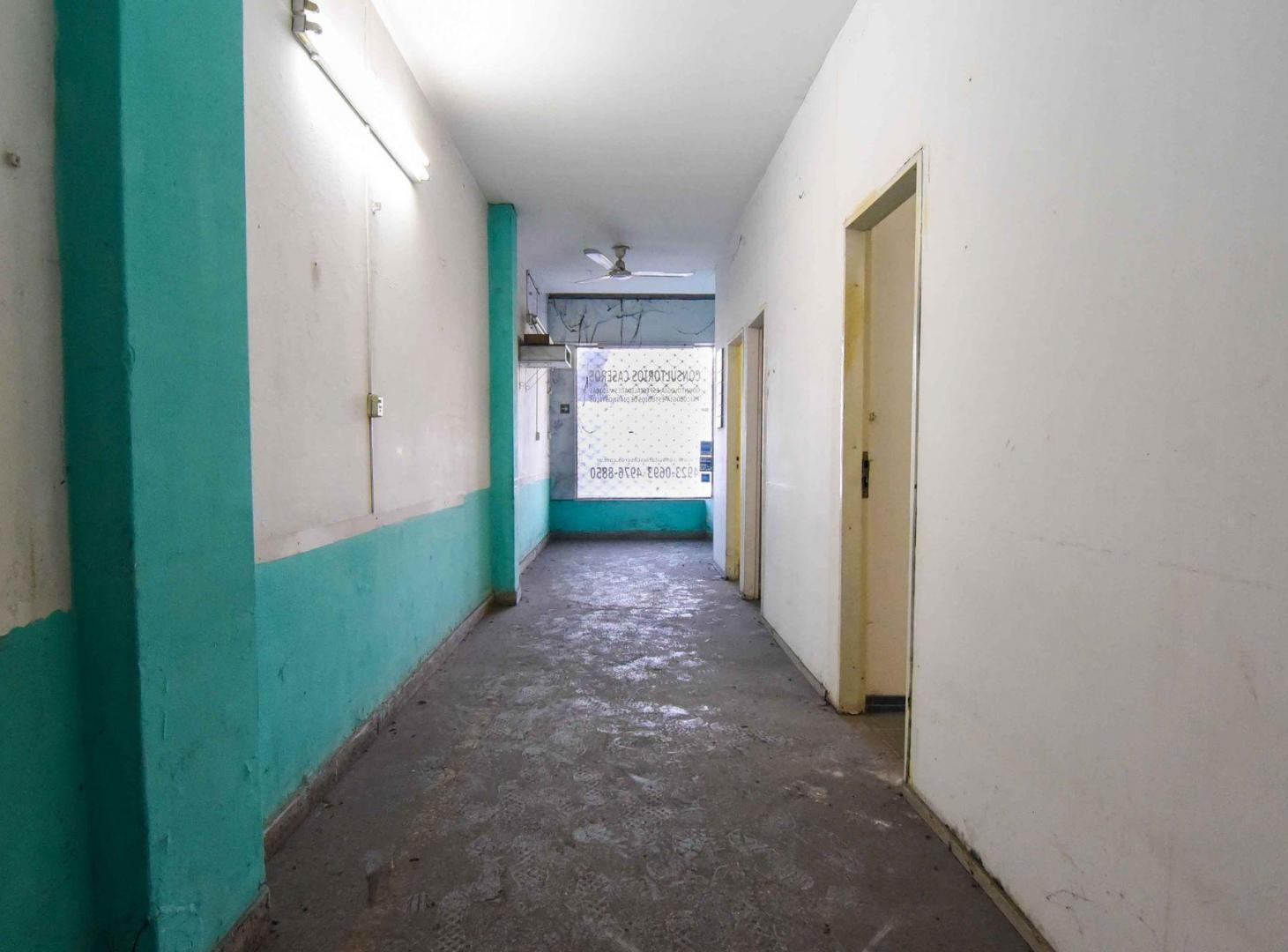 Foto de VENTA LOCAL BOEDO 99 M2 SIN EXPENSAS GRAN FRENTE, imagen 5