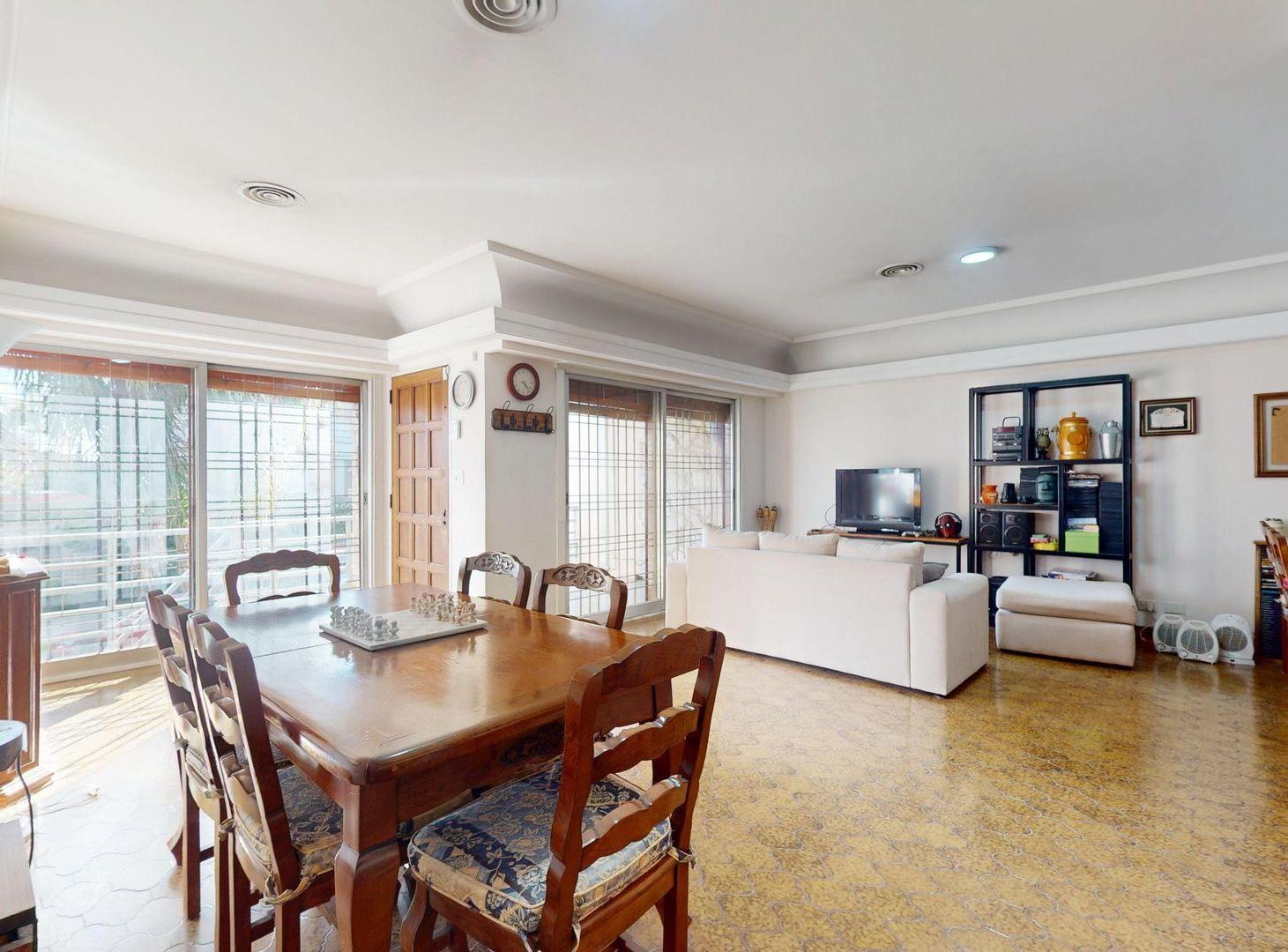 Foto de CASA VENTA RAMOS MEJIA 5AMB PILETA APTO CREDITO, imagen 1