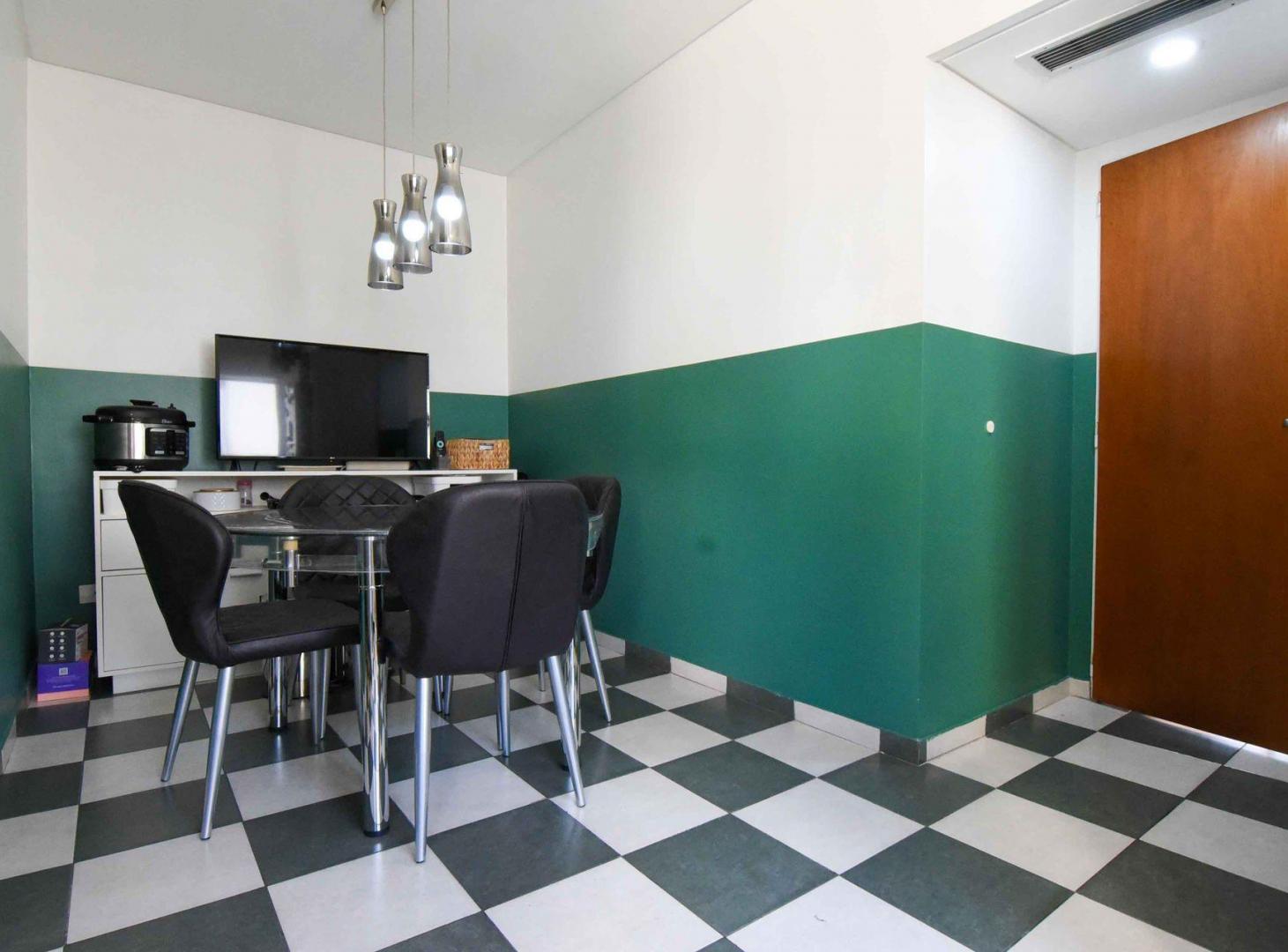 Foto de Venta depto 4 amb Flores cochera baulera pileta, imagen 5