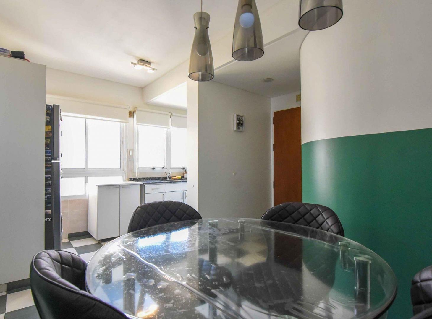 Foto de Venta depto 4 amb Flores cochera baulera pileta, imagen 4