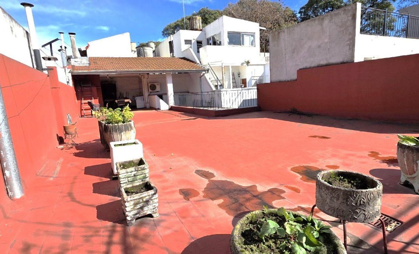 Foto de Venta Casa/Deposito. Lote Propio. Parque Patricios, imagen 1