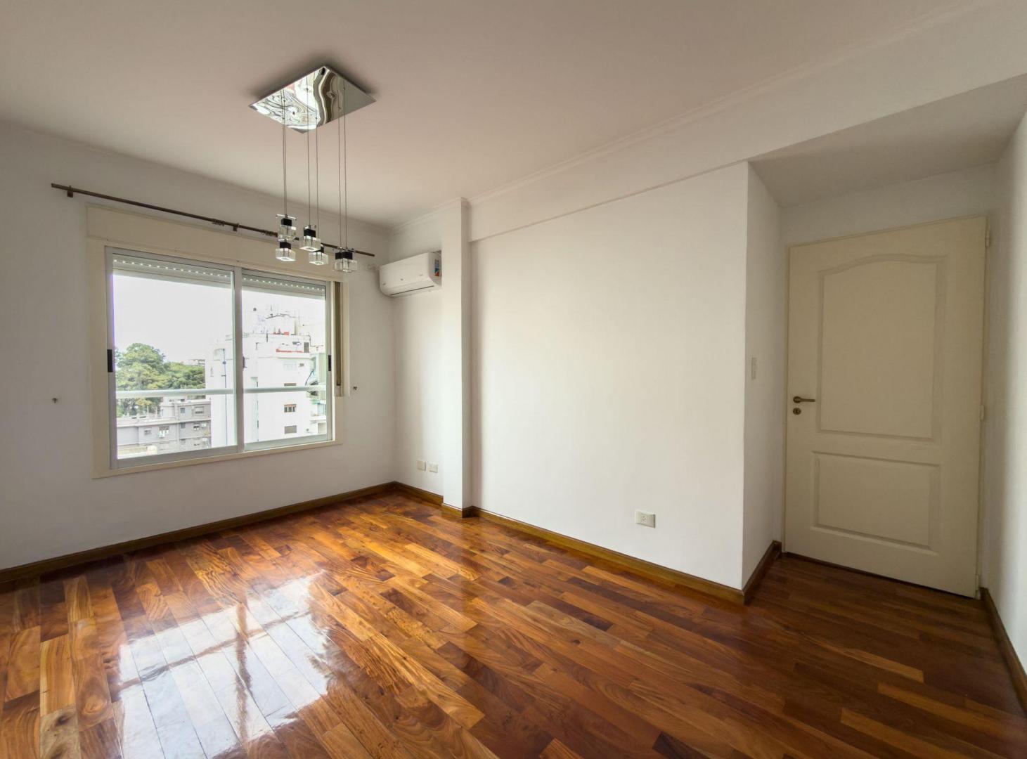 Foto de VENTA DEPTO 4 AMB C/ BALCON 2 COCHERAS PARQ CHACAB, imagen 3