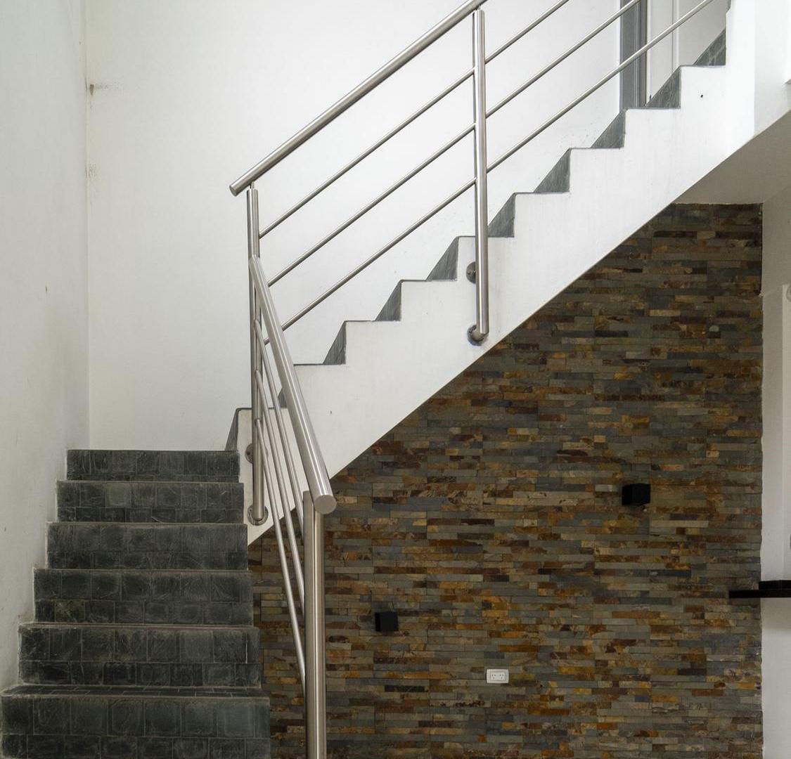 Foto de Venta PH 5 amb.Cochera.Terraza. Unico!Villa Lugano, imagen 5
