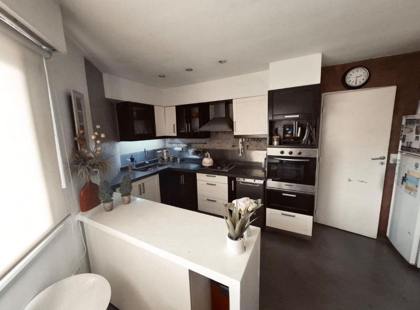Foto de VENTA CASA 5 AMB TERRAZA QUINCHO COCHERA CABALLITO, imagen 2