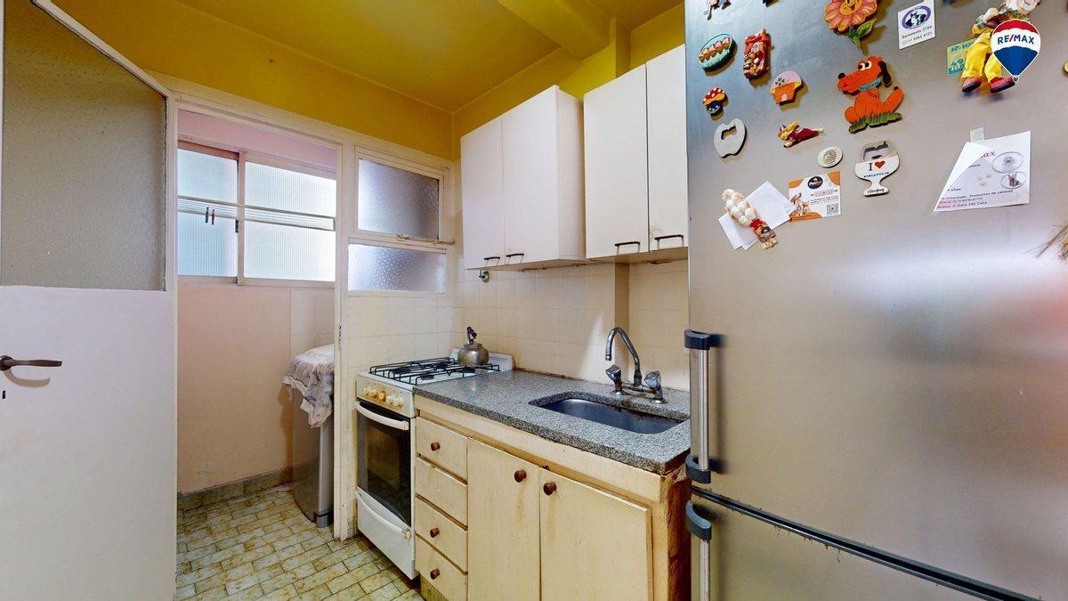 Foto de DEPTO SEMI PISO 3 AMB VENTA ALMAGRO APTO CREDITO, imagen 2