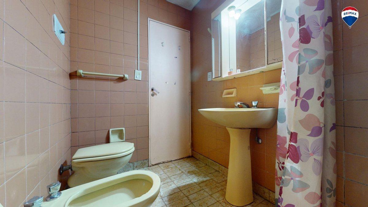 Foto de DEPTO SEMI PISO 3 AMB VENTA ALMAGRO APTO CREDITO, imagen 3
