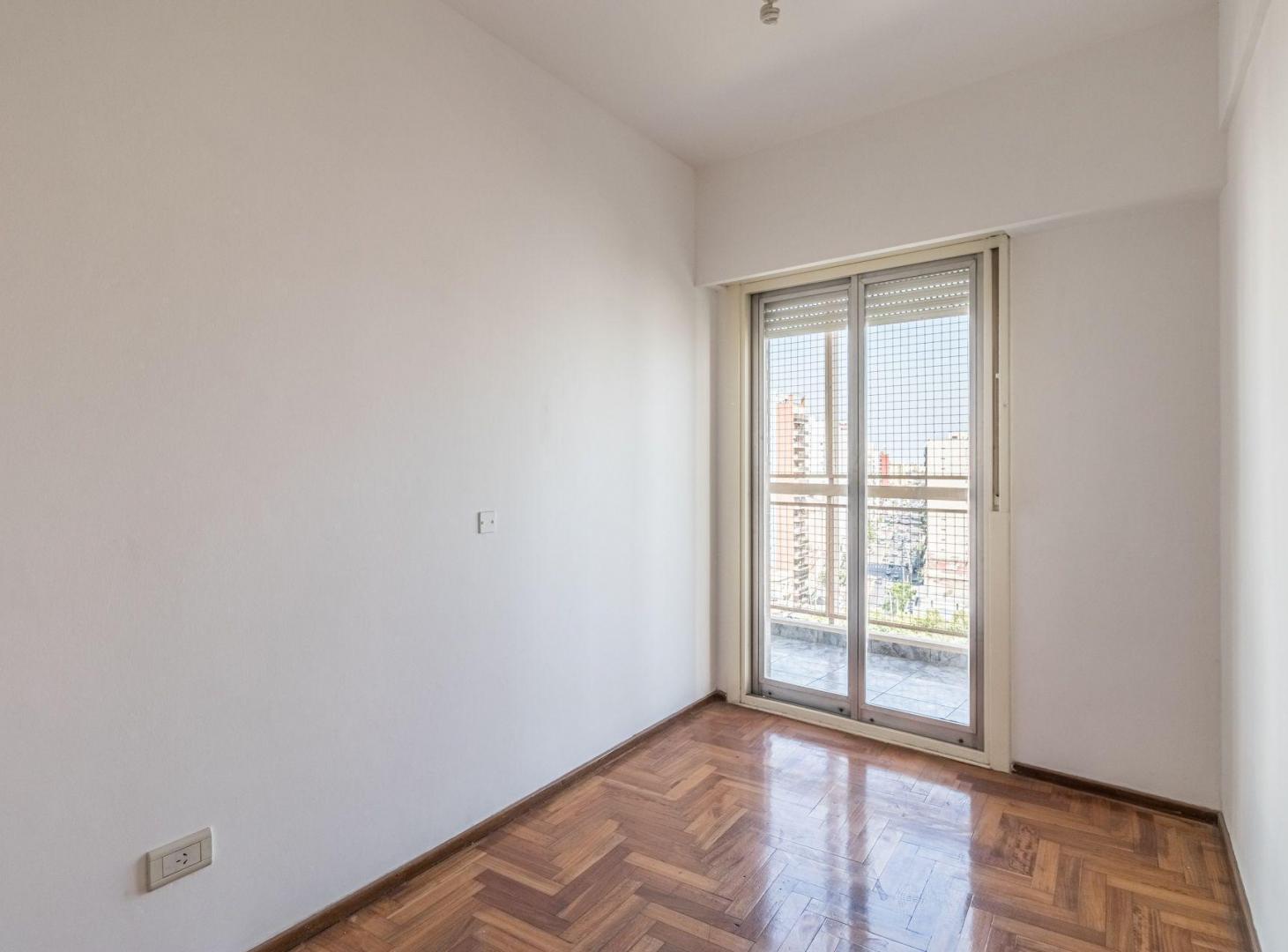 Foto de VENTA SEMIPISO 4 AMBIENTES BALCÓN 12m AVELLANEDA, imagen 4