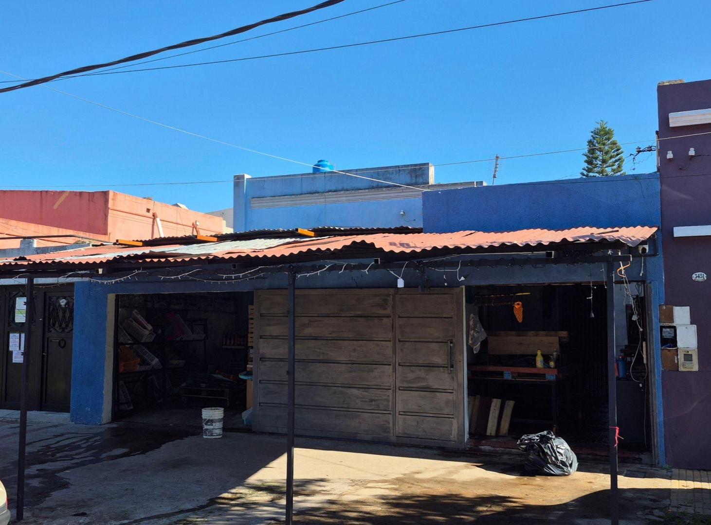 Foto de VENTA CASA A REFACCIONAR - REM. DE ESCALADA, imagen 1