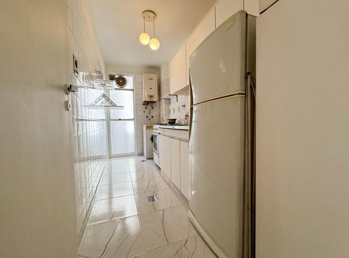 Foto de VENTA DEPARTAMENTO 2 AMBIENTES SAN TELMO, P. COLON, imagen 2