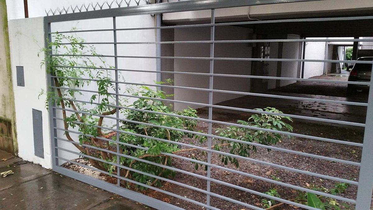 Foto de VENTA 1 COCHERA SAN ISIDRO, imagen 2