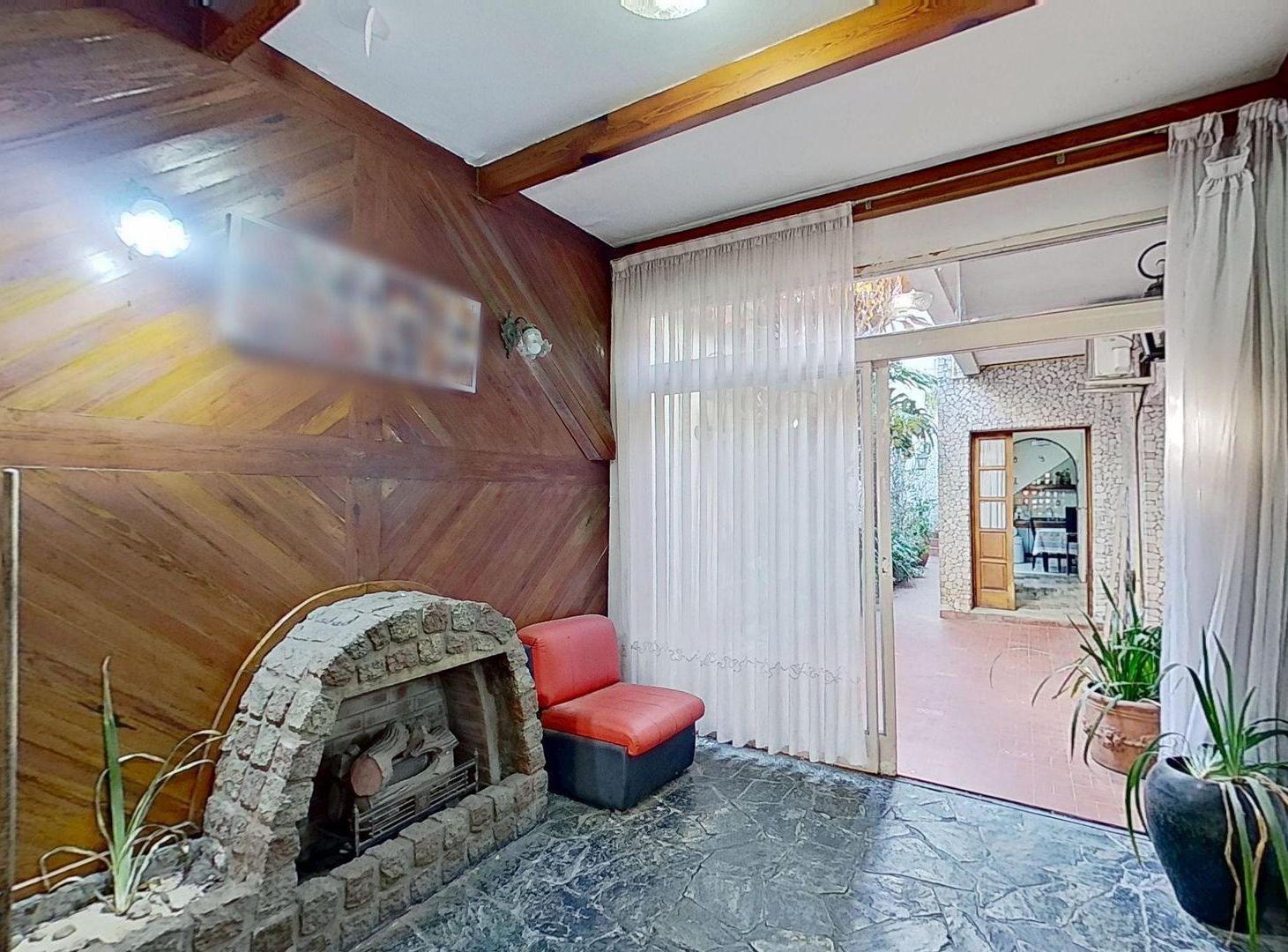 Foto de VENTA CASA 4 AMB COCHERA TERRAZA QUINCHO PARRILLA, imagen 5