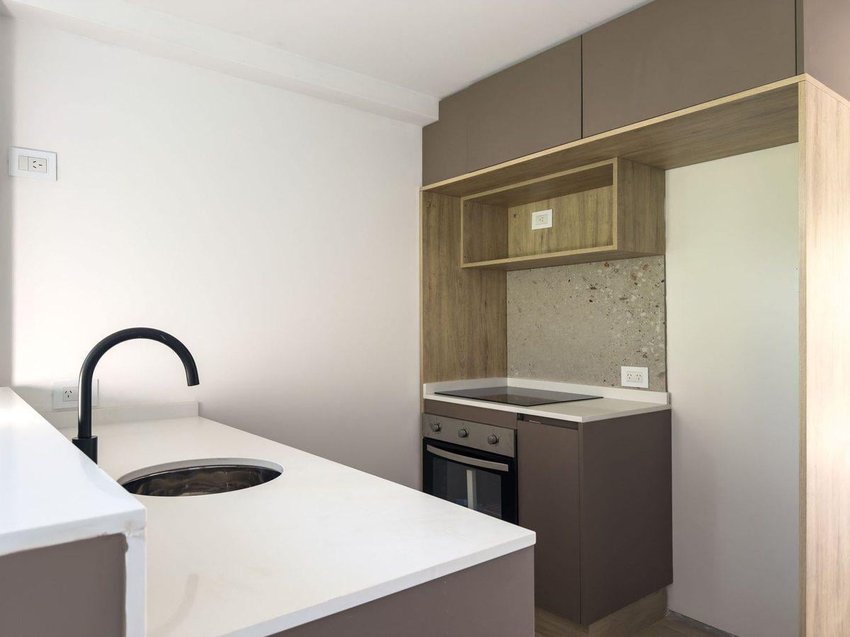Foto de VENTA DEPTO 2 AMB CON BALCON A ESTRENAR SAAVEDRA, imagen 3