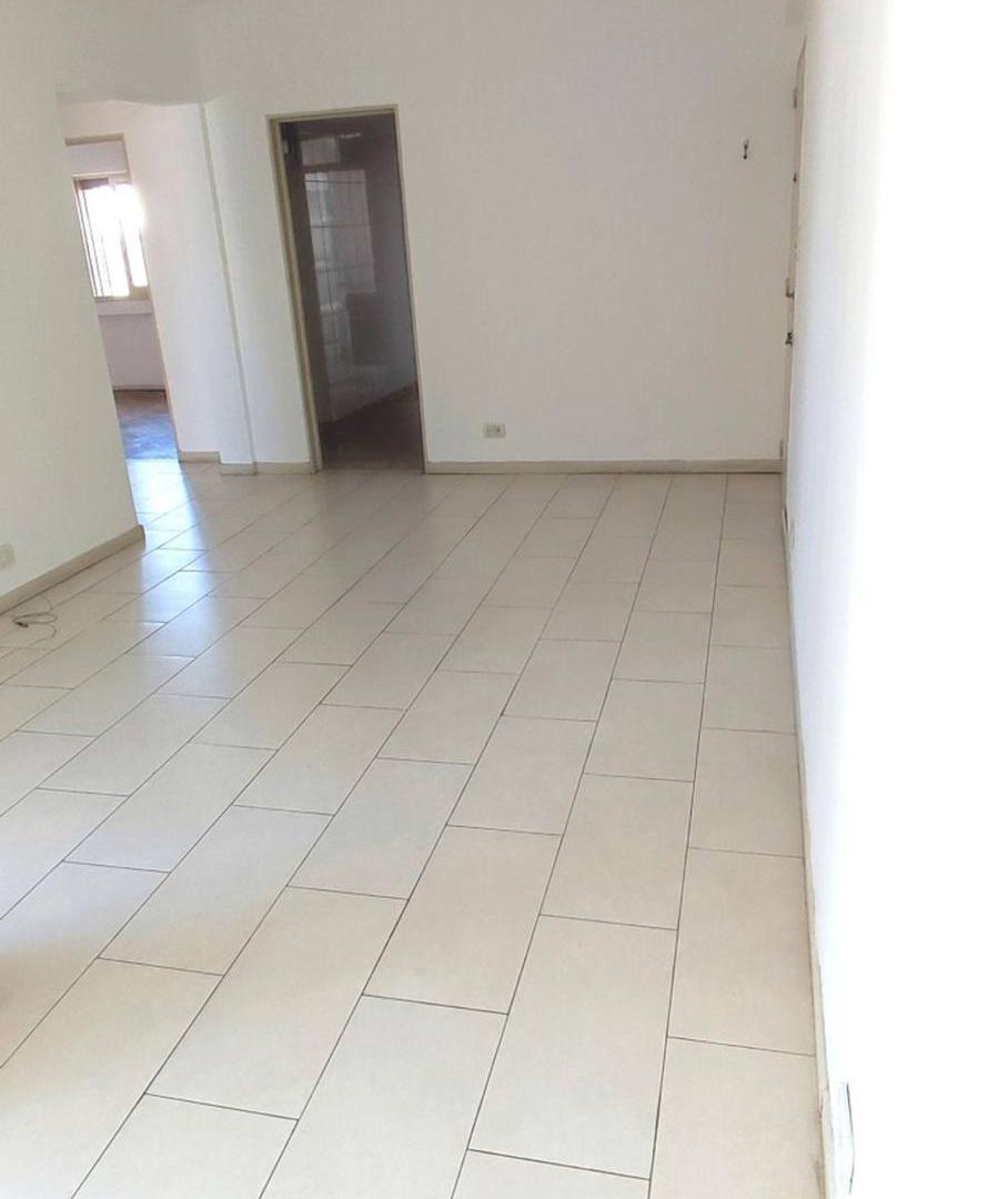 Foto de Alquiler 3 Amb Piso Alto con Balcón - Alberdi, imagen 1