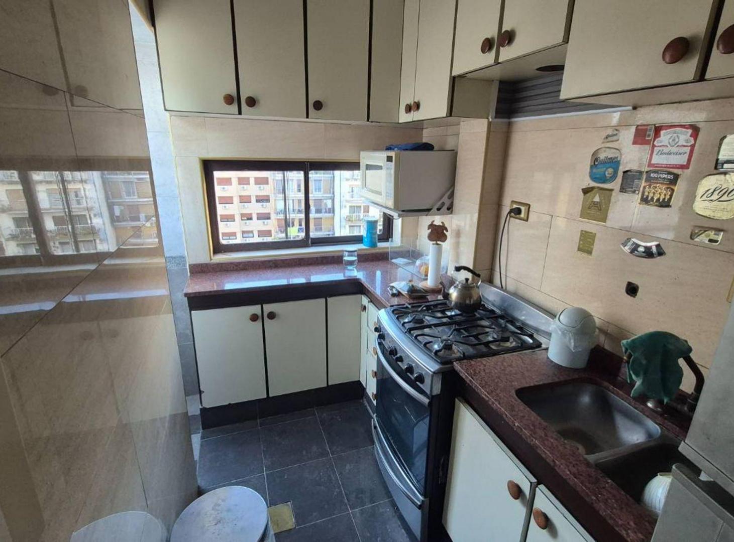 Foto de VENTA 2 AMB - SUPER LUMINOSO - CABALLITO, imagen 3