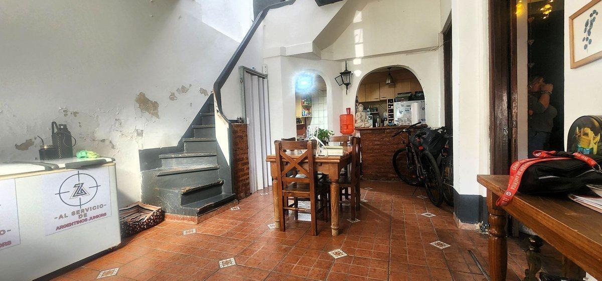 Foto de Casa 7 amb. Terraza. Parrilla. Venta. Paternal, imagen 2