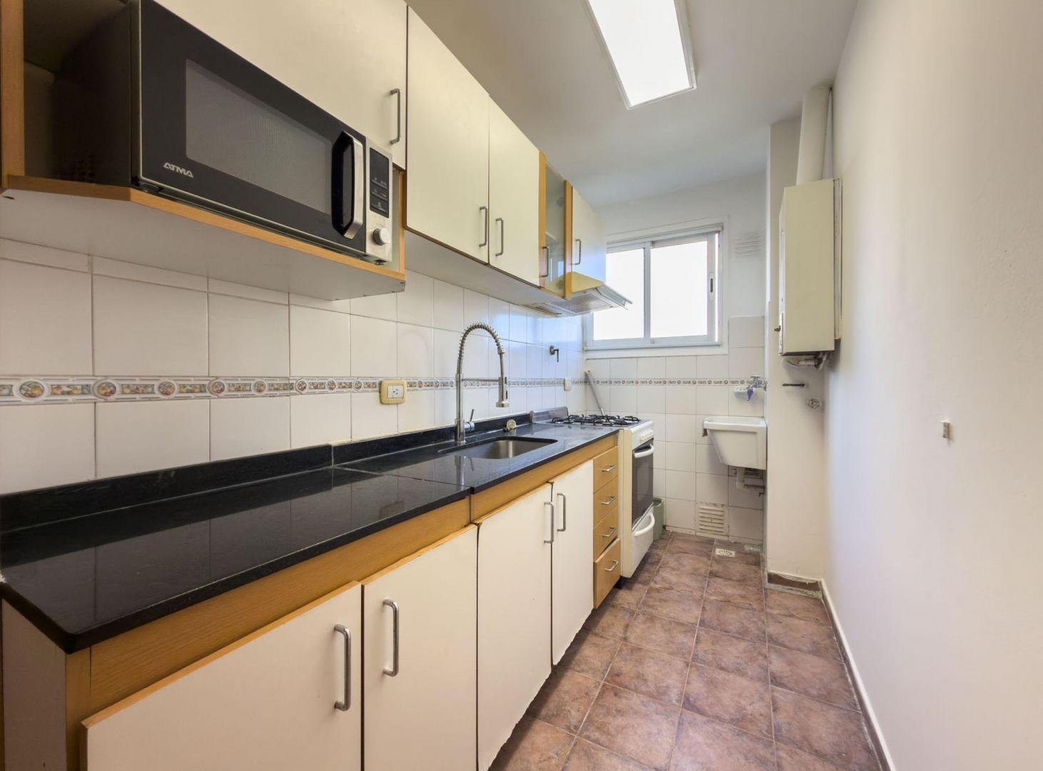 Foto de VENTA DEPTO 3 AMB CON BALCON PARQUE PATRICIOS, imagen 5