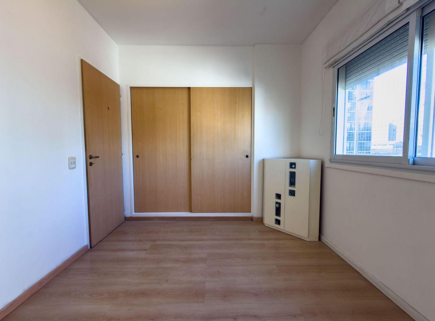 Foto de VENTA DEPTO 3 AMB CON BALCON PARQUE PATRICIOS, imagen 1