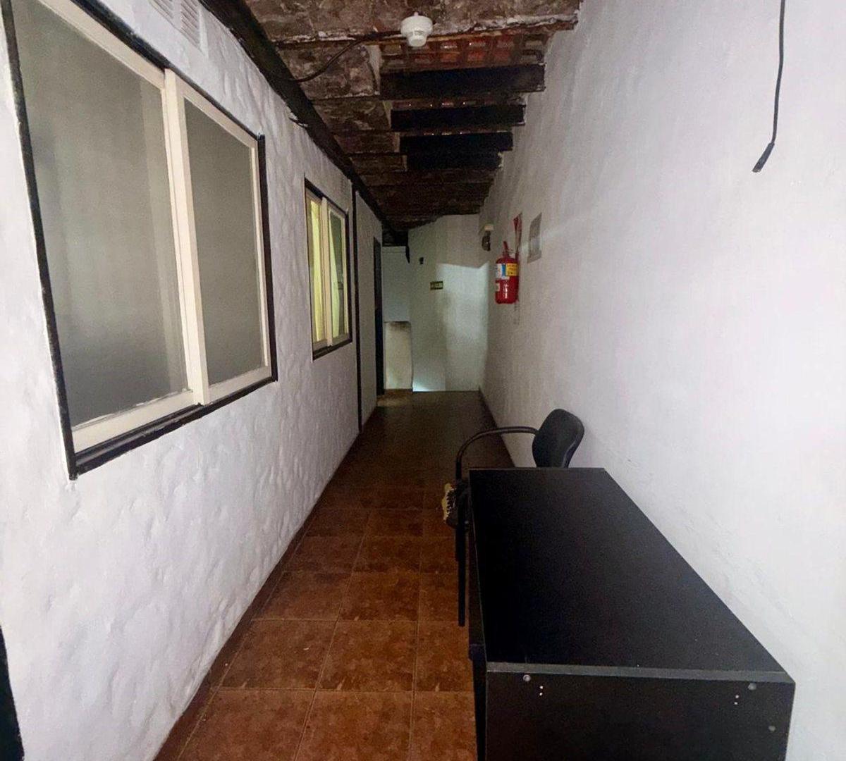 Foto de LOCAL COMERCIAL EN VENTA EN MONSERRAT GRAN SOTANO, imagen 2