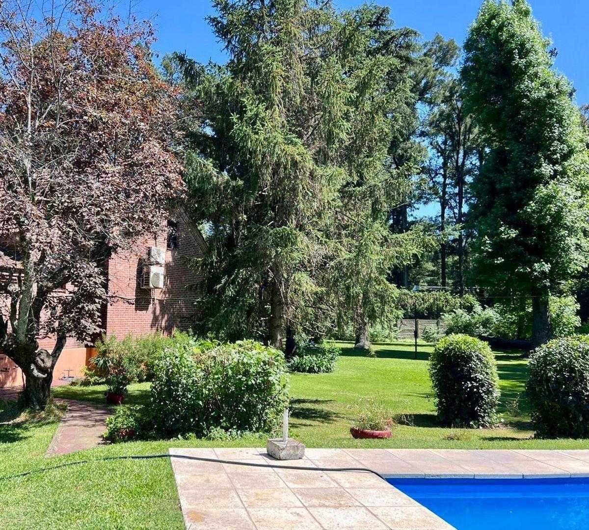 Foto de Casa Quinta en venta, Barrio Yei Pora, con 3 lotes, imagen 3