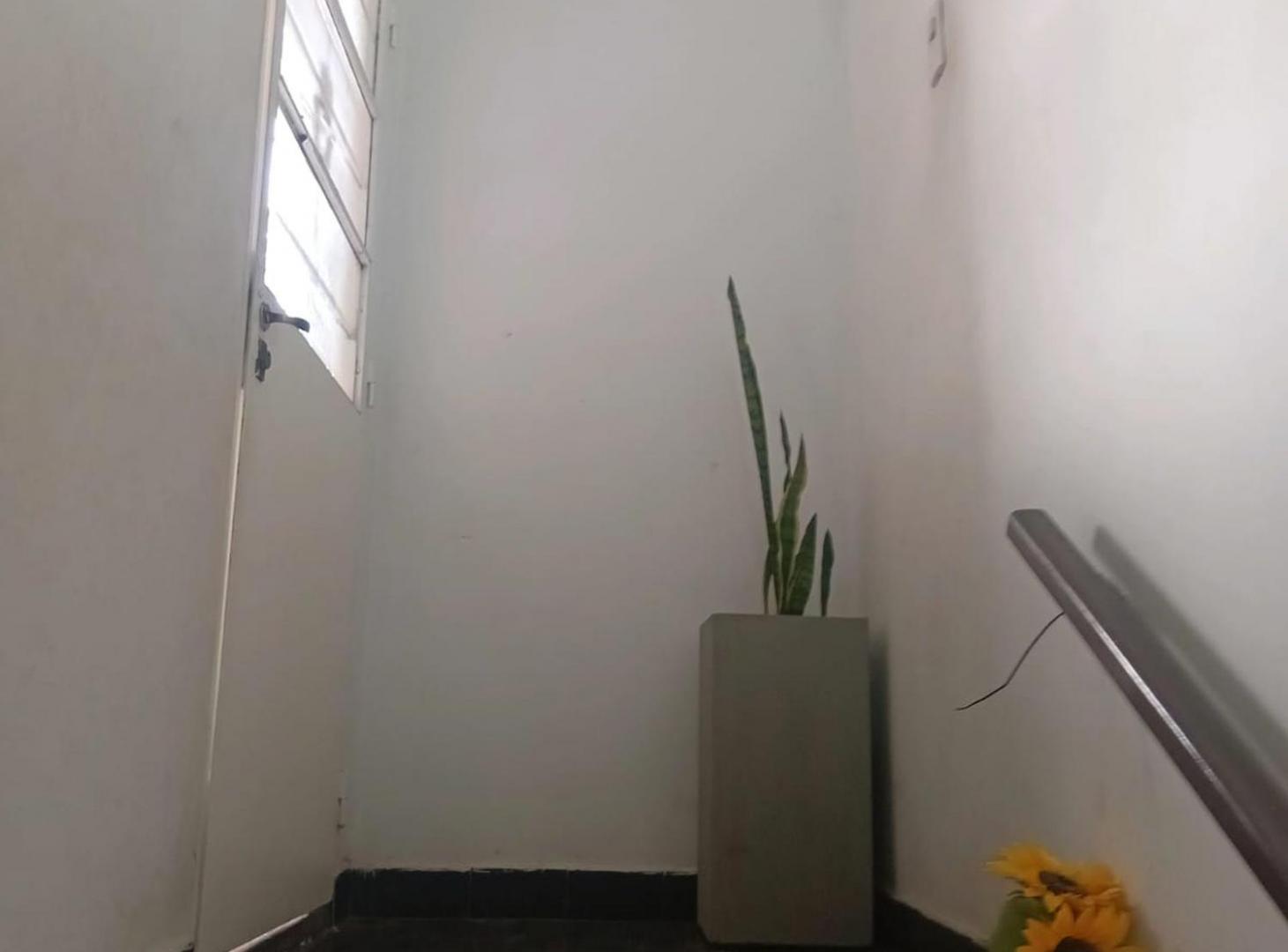 Foto de VENTA CASA MULTIFAMILIAR 2 DPTOS LOCAL Y COCHERAS, imagen 5