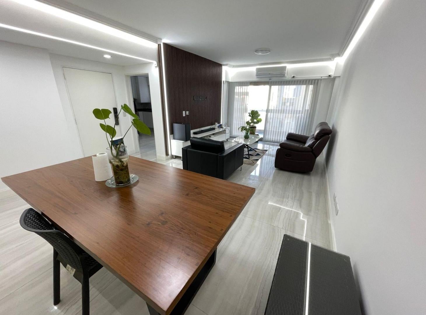 Foto de VENTA DEPATRAMENTO PISO DE 4 AMBIENTES VILLA LURO, imagen 1
