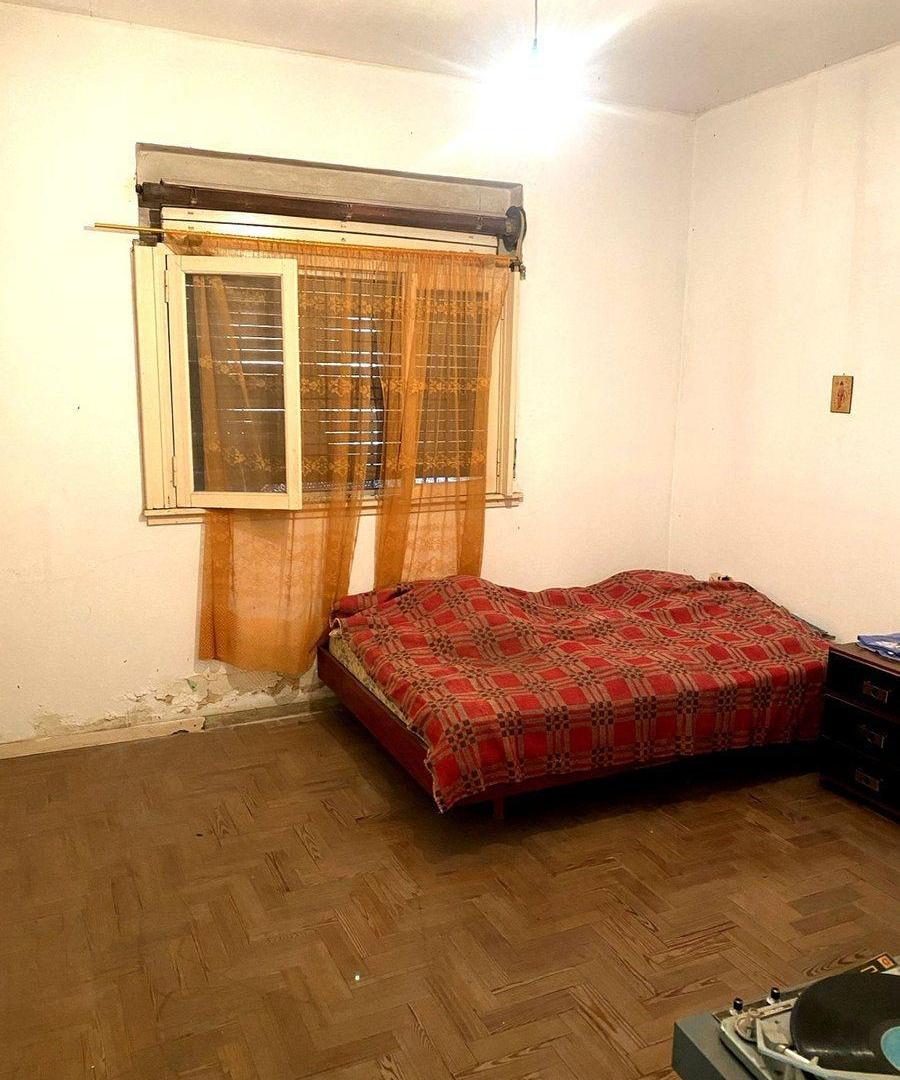 Foto de VENTA CASA 3 AMBIENTES APTO CREDITO PARA RECICLAR, imagen 1