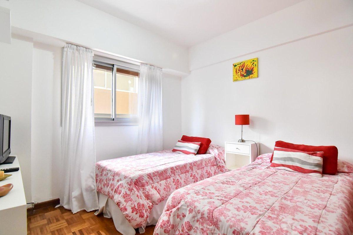 Foto de VENTA DEPARTAMENTO 3 AMBIENTES CON PATIO EN FLORES, imagen 2