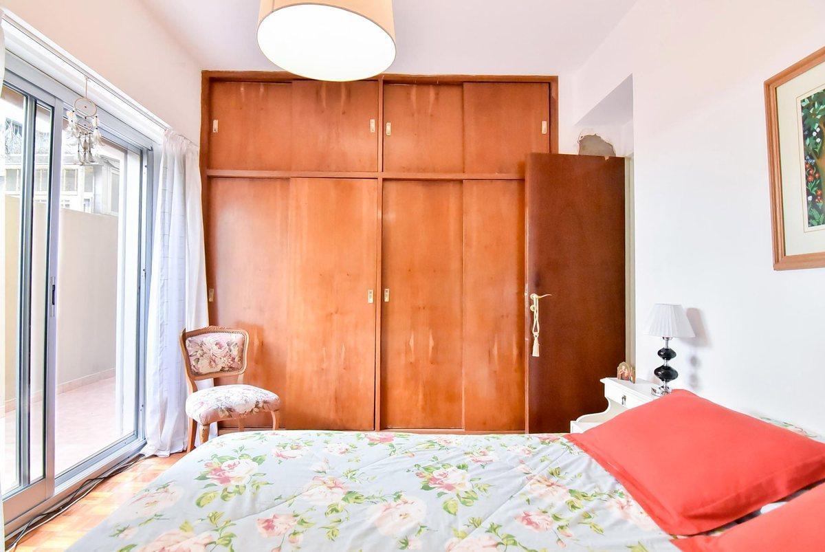 Foto de VENTA DEPARTAMENTO 3 AMBIENTES CON PATIO EN FLORES, imagen 1