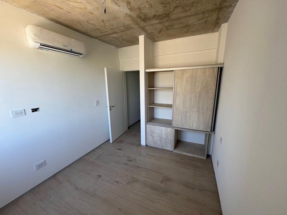Foto de VENTA DEPTO 2 AMB CON BALCON A ESTRENAR SAAVEDRA, imagen 1