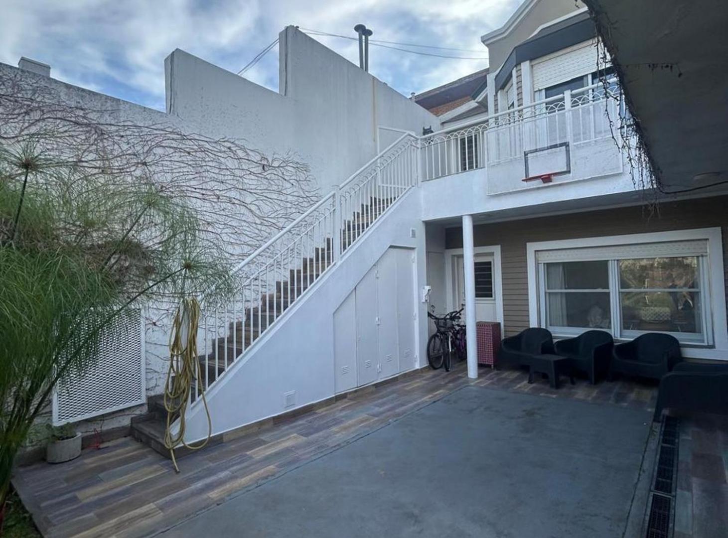 Foto de VENTA CASA 4 AMB PILETA JARDIN QUINCHO V. ALSINA, imagen 4